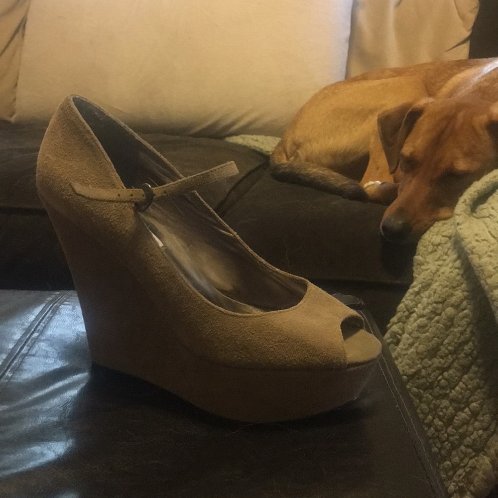Platform wedges